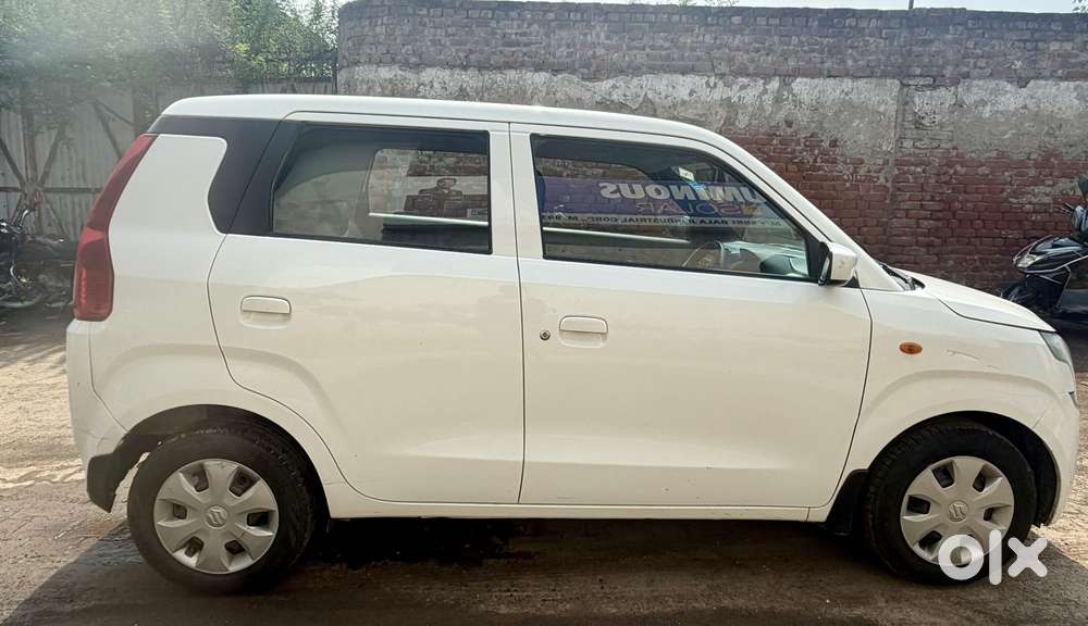 Maruti Suzuki Wagon R 1.0 Vxi Cng, 2022, Cng & Hybrids