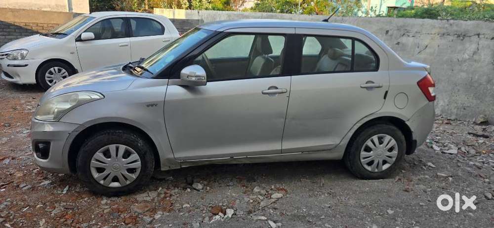 Maruti Suzuki Swift Dzire 1.2 Vxi Bsiv, 2013, Petrol
