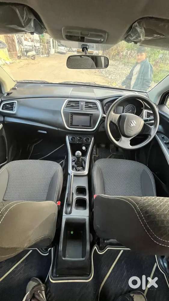 Maruti Suzuki S-cross 2017 Diesel Well Maintained