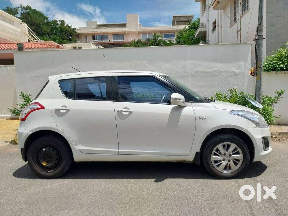 Maruti Suzuki Swift Vvt Zxi Plus, 2017, Petrol