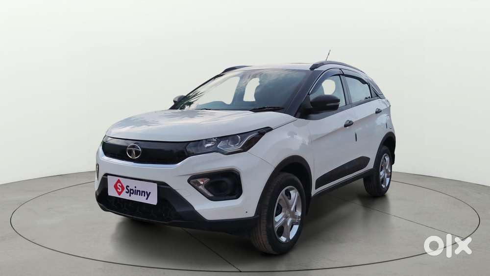 Tata Nexon 1.5 Revotorq Xma Amt (s), 2023, Diesel