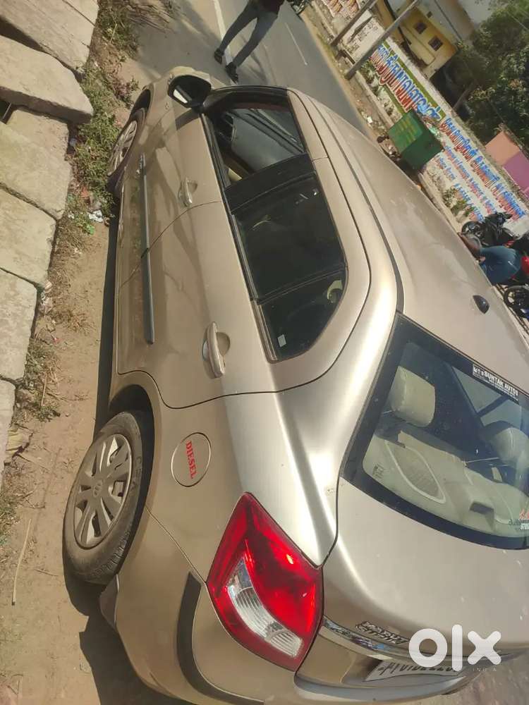 Maruti Suzuki Dzire 2012