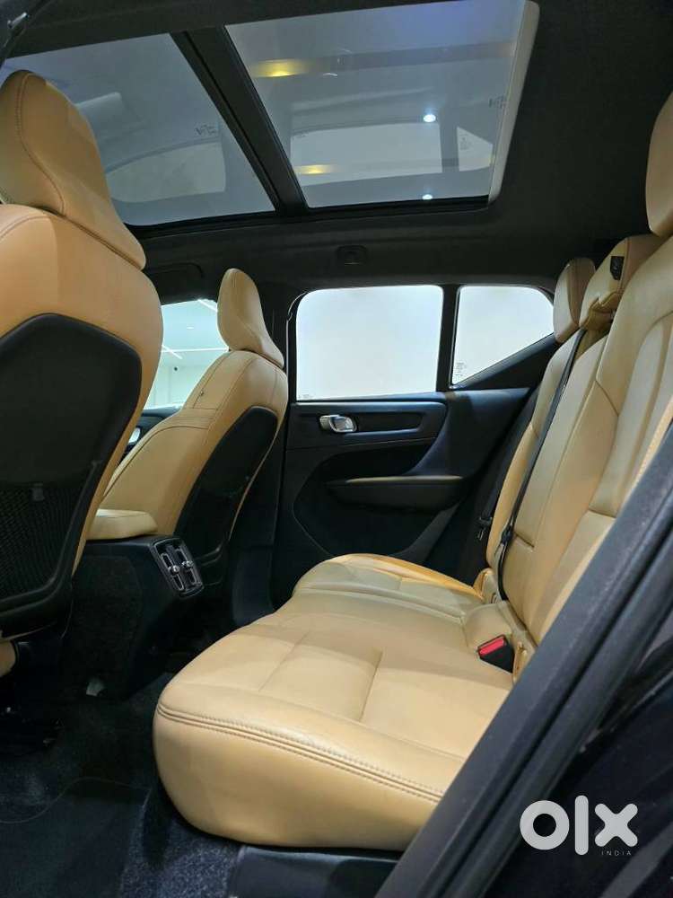 Volvo Xc40 D4 Momentum, 2019, Diesel