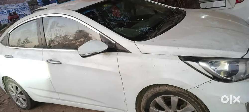 Hyundai Fluidic Verna 2013