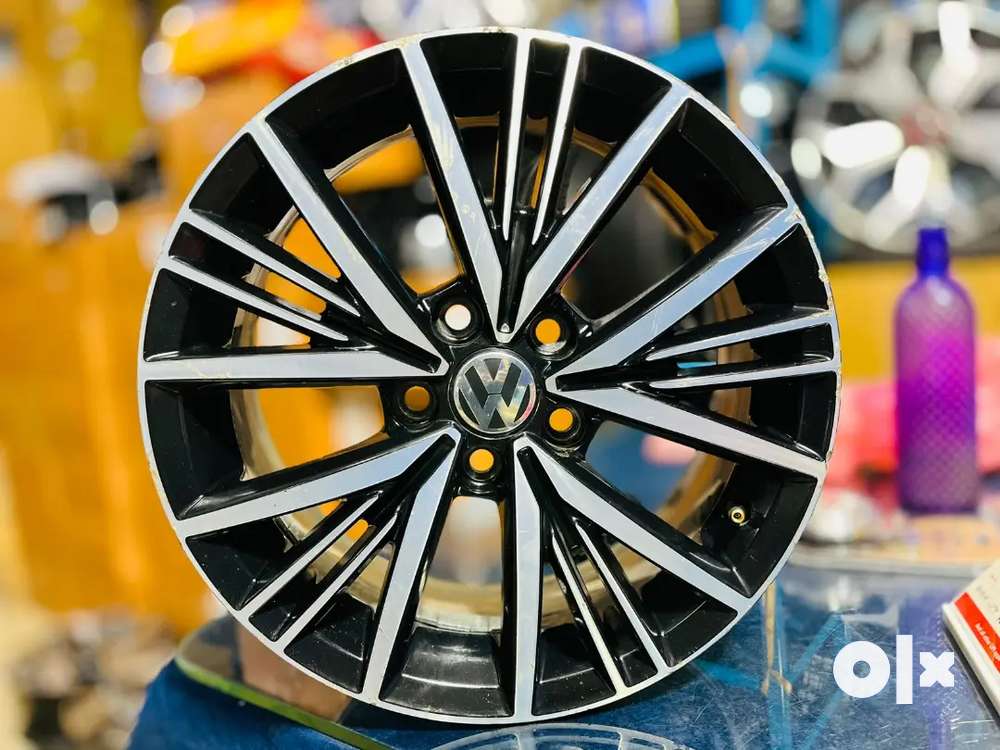 Genuine vw deals polo alloy wheels