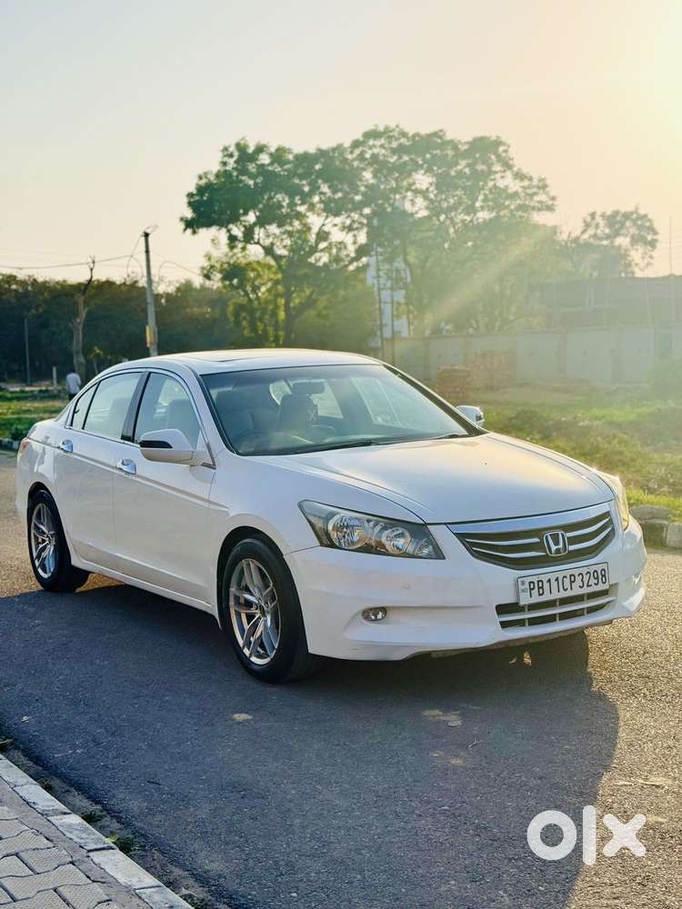 Honda Accord 2.4 Automatic, 2011, Petrol