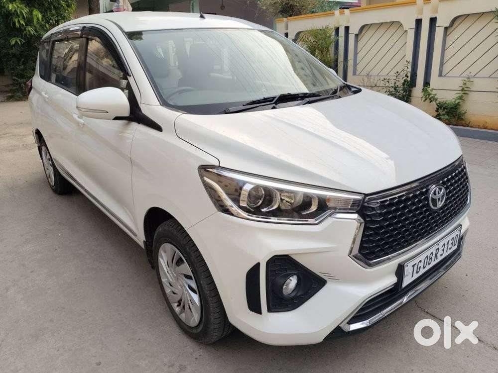 Toyota Rumion S Cng, 2024, Cng & Hybrids