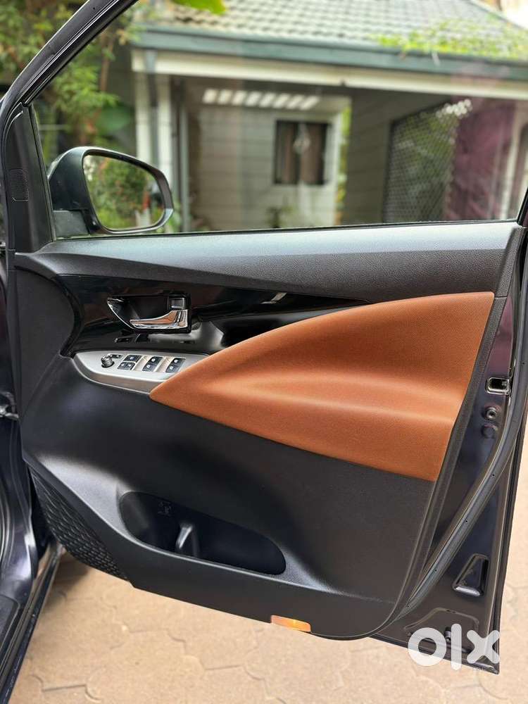 Toyota Innova 2022 Diesel Well Maintained