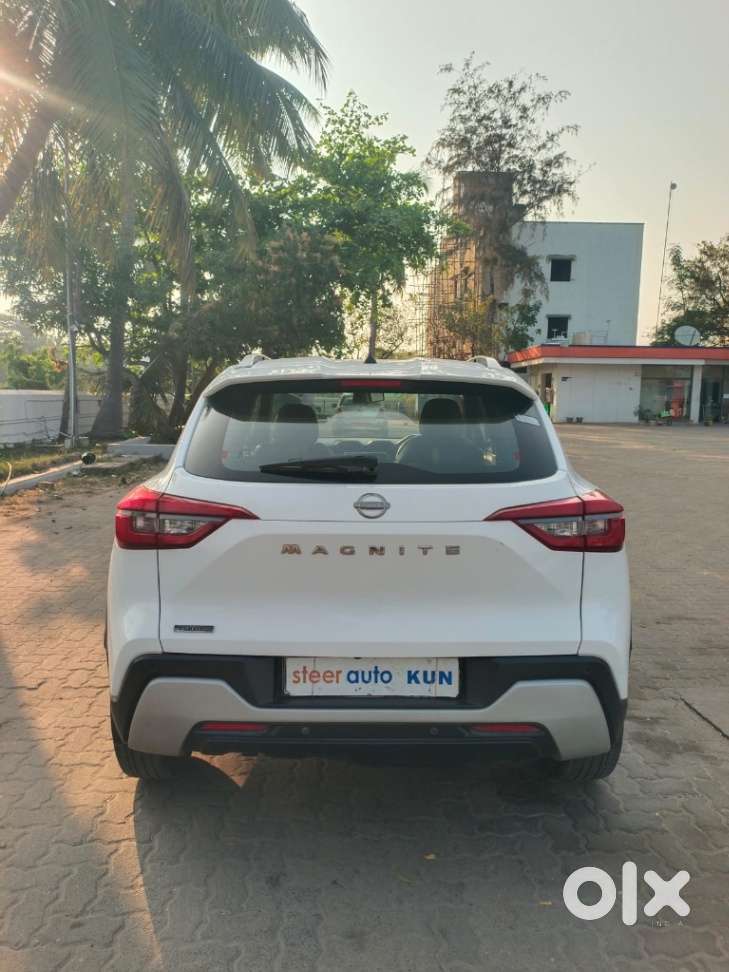 Nissan Magnite 1.0 Xv Premium Turbo, 2022, Petrol