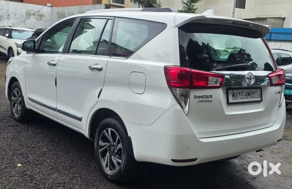 Toyota Innova Crysta 2.4 G Mt 7 Str, 2021, Diesel