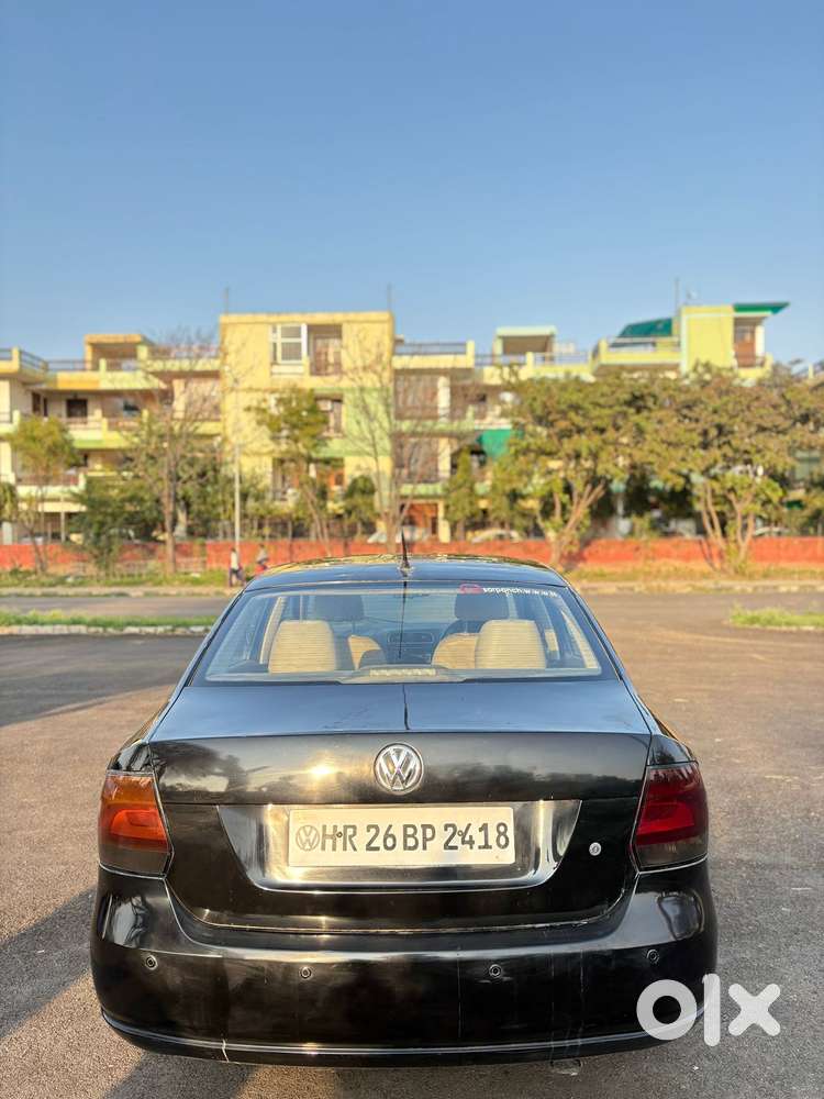Volkswagen Vento Celeste 1.6 Highline, 2012, Petrol