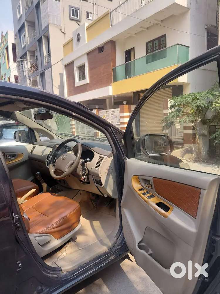 Toyota Innova 2009 Diesel Well Maintained