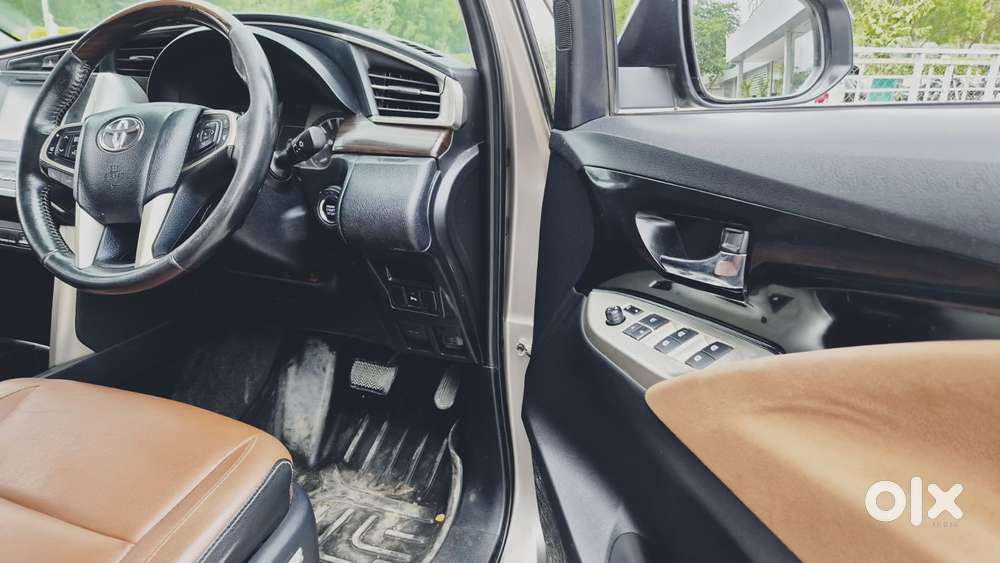 Toyota Innova Crysta 2.8 Zx At, 2017, Diesel