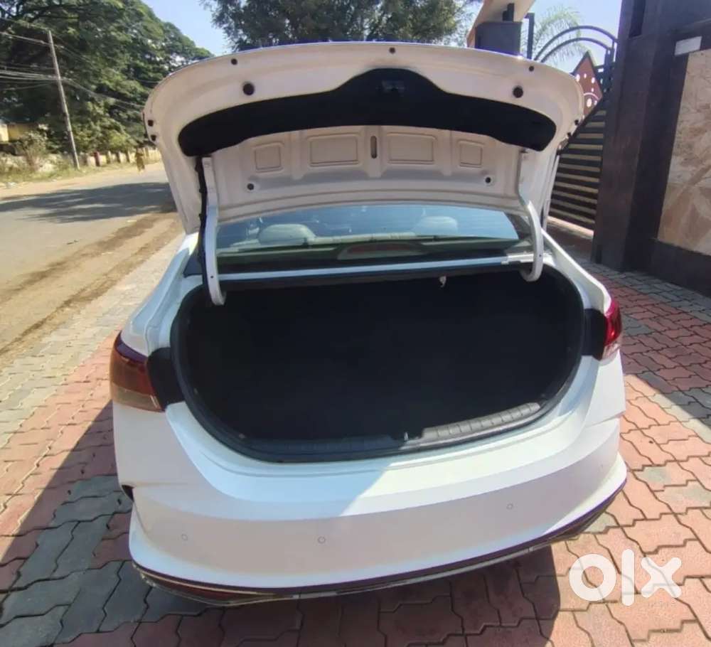 Hyundai New Verna 2021 Diesel 108000 Km Driven