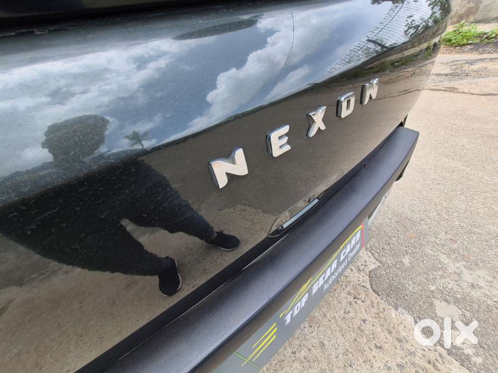 Tata Nexon 1.2 Revotron Xza Plus, 2020, Petrol