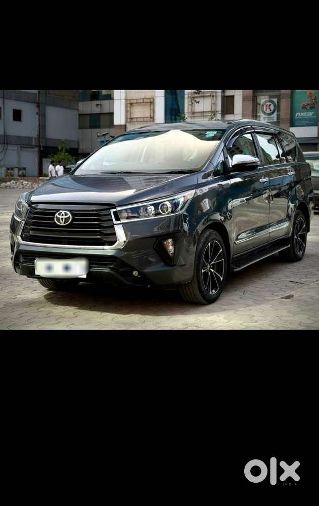 Toyota Innova Crysta 2.8z Automatic, 2022, Diesel
