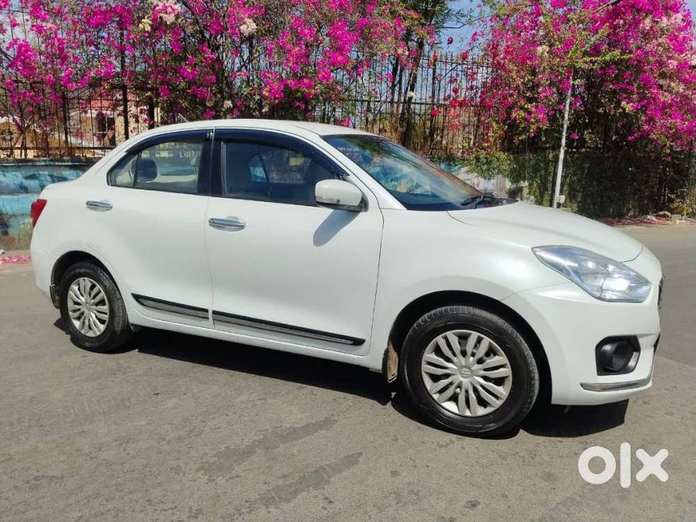 Maruti Suzuki Dzire 1.2 Vxi Amt, 2017, Cng & Hybrids