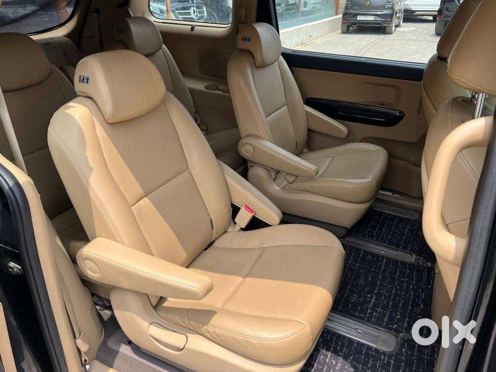Kia Carnival Prestige 9 Str, 2021, Diesel