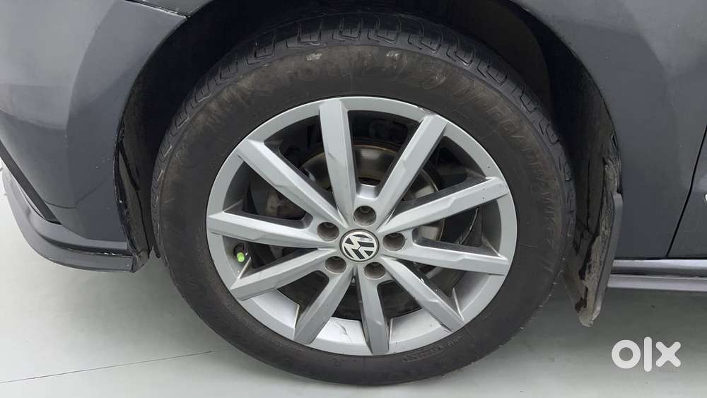 Volkswagen Vento 1.6 Highline, 2020, Petrol