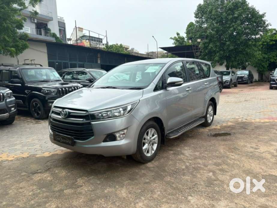 Toyota Innova Crysta 2.8 Gx At, 2017, Diesel