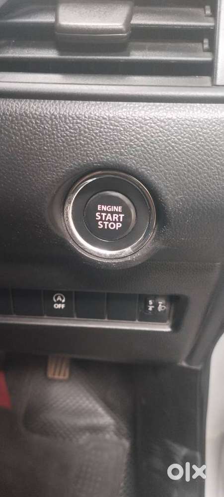Maruti Suzuki Swift Vvt Zxi, 2022, Petrol