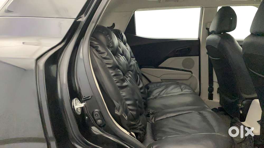 Mahindra Xuv300 W4, 2021, Petrol