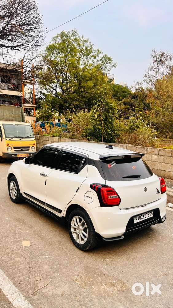 Maruti Suzuki Swift 1.3 Zxi, 2023, Petrol