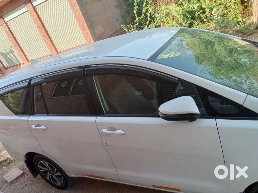 Toyota Innova Crysta 2021