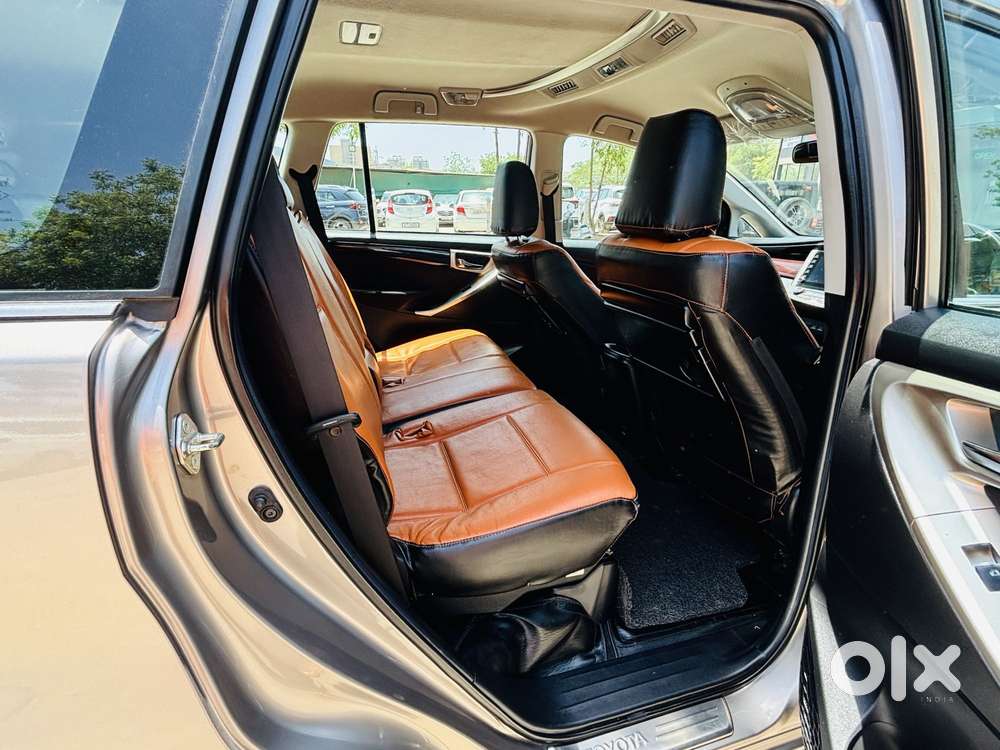 Toyota Innova Crysta [2020-ongoing] 2.4 Gx At 7 Str, 2021, Diesel