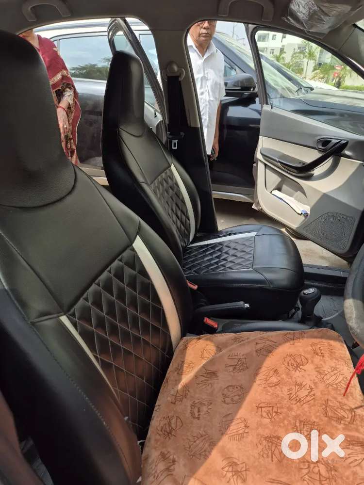 Tata Tiago Revotron 2018