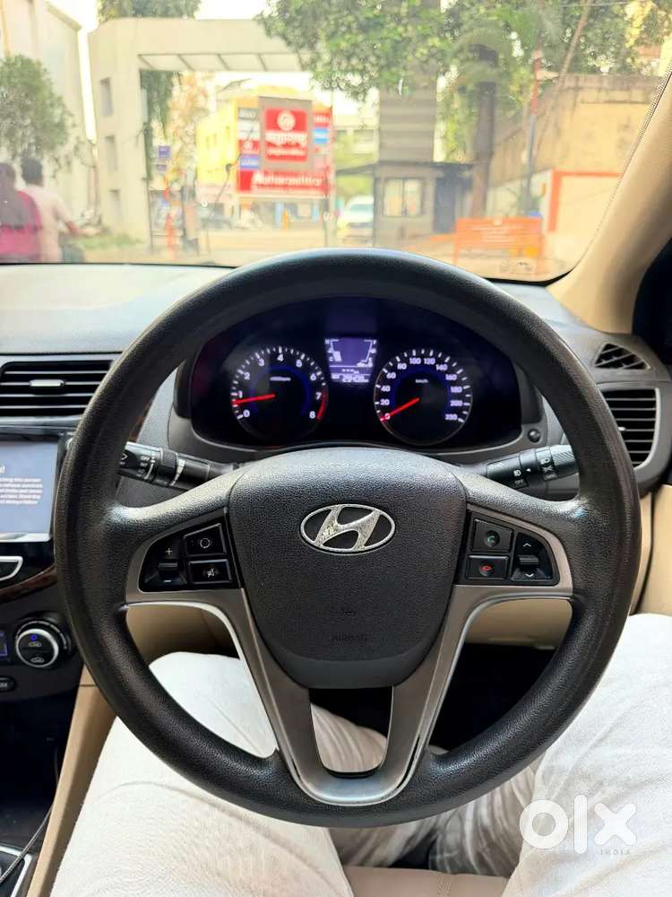 Hyundai Verna 1.6 / 2016 ( November )