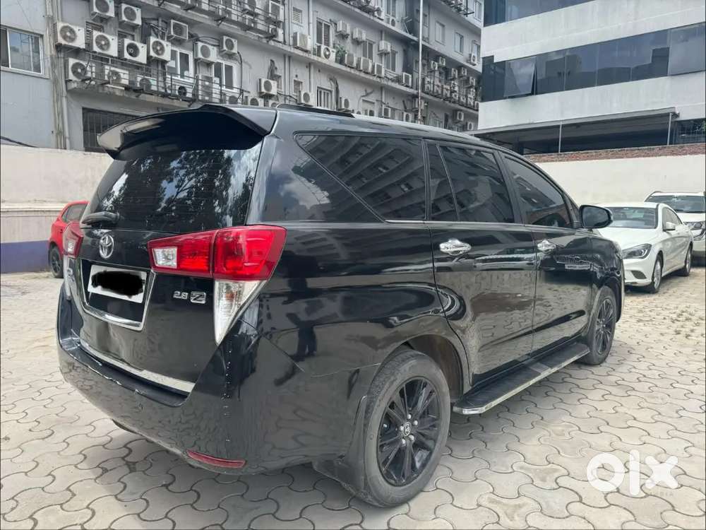 Toyota Innova Crysta 2017 2.8z