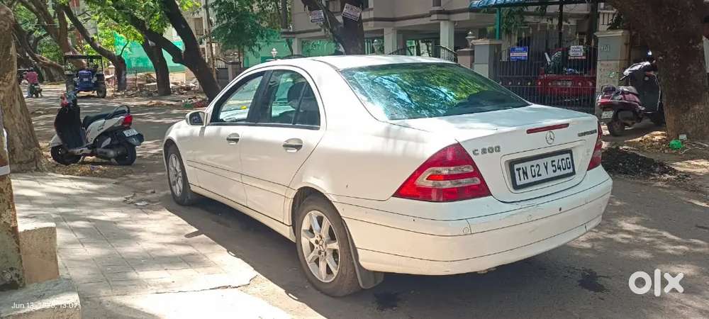 Mercedes Benz C200 Petrol Automatic 
Sun Roof 
92kms 
Vehicle In Excel
