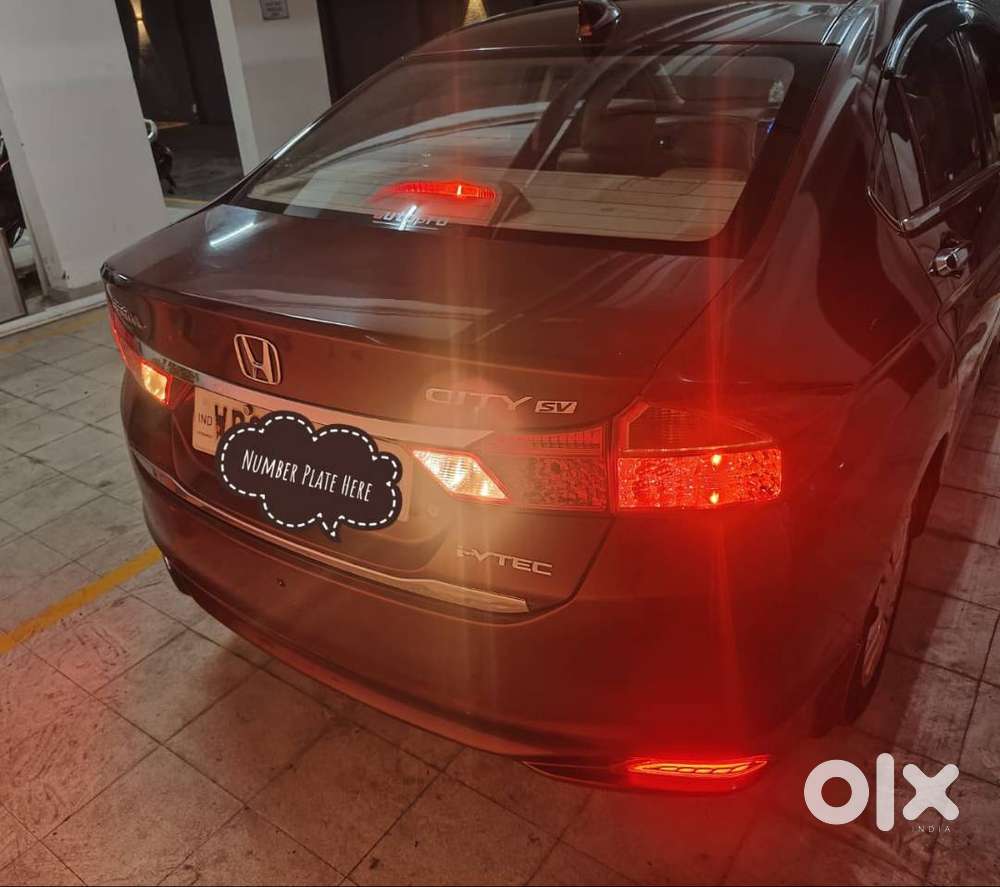 Honda City 1.5 Sv Mt I-vtec Maroon