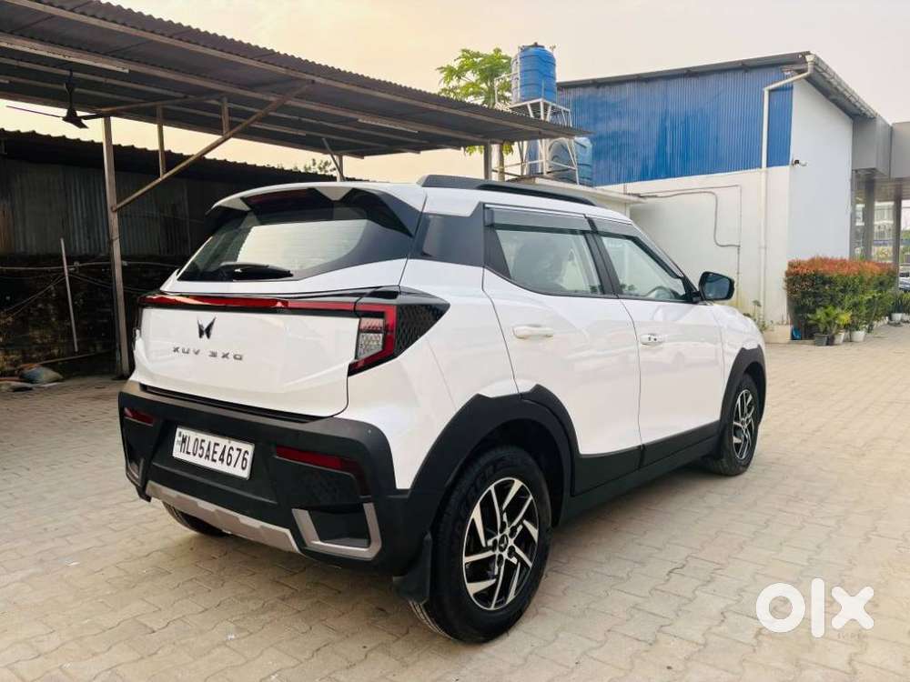 Mahindra Xuv 3xo Ax5 Pm At, 2025, Petrol