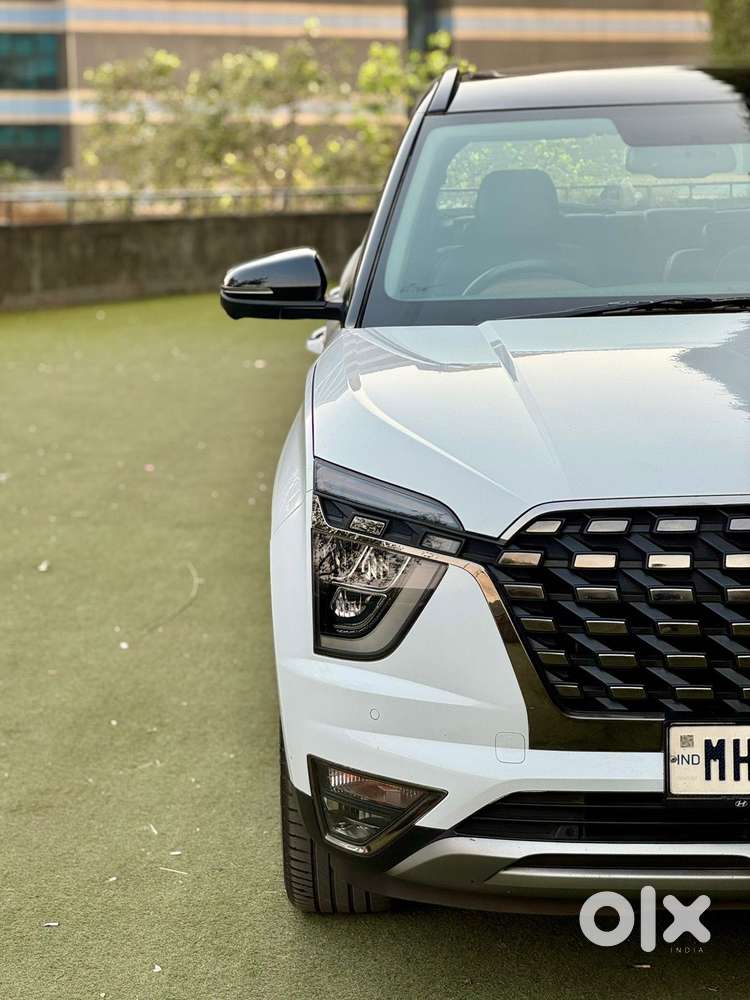 Hyundai Alcazar 2.0 Signature (o) Petrol At 6 Str Dual Tone, 2022, P..