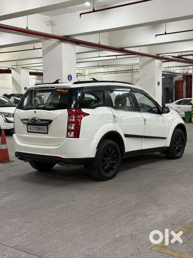 Mahindra Xuv500 2.2 W10 Sportz Edition Mt, 2017, Diesel