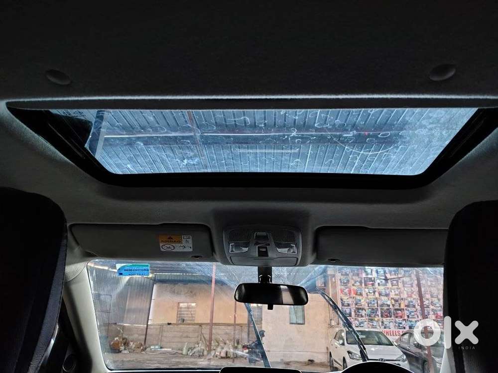 Maruti Suzuki Brezza 1.5 Zxi Plus Smart Hybrid, 2024, Petrol