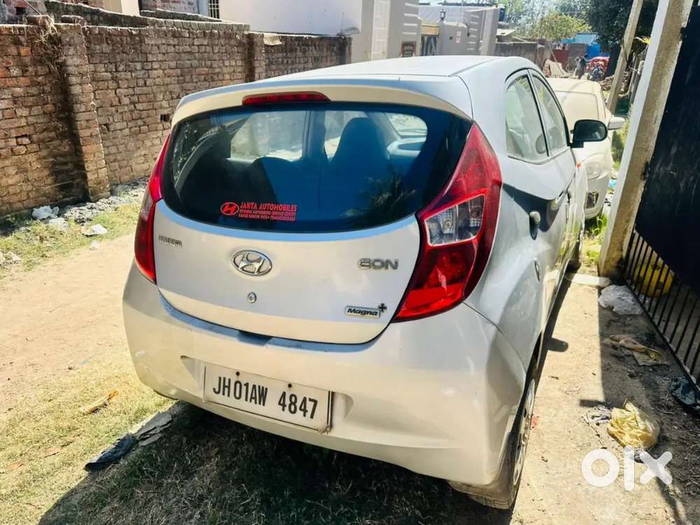 Hyundai Eon 2012 Petrol Well Maintained