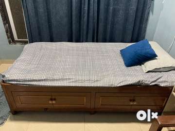 Single bed deals with storage olx