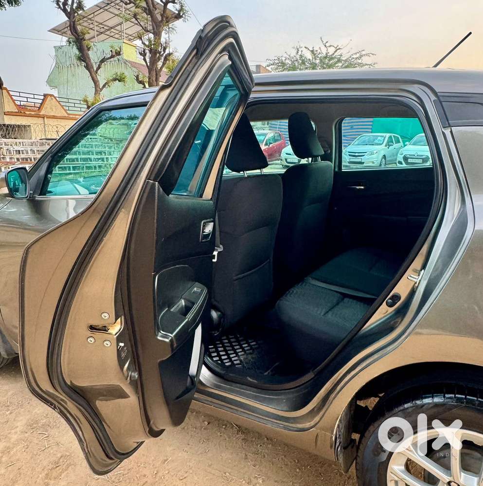 Maruti Suzuki Swift Amt Zxi Plus, 2023, Petrol