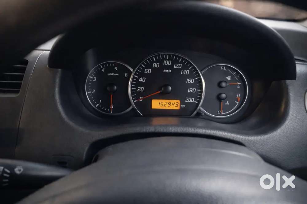 Maruti Suzuki Swift 2011 Diesel Good Condition New Paper    2031