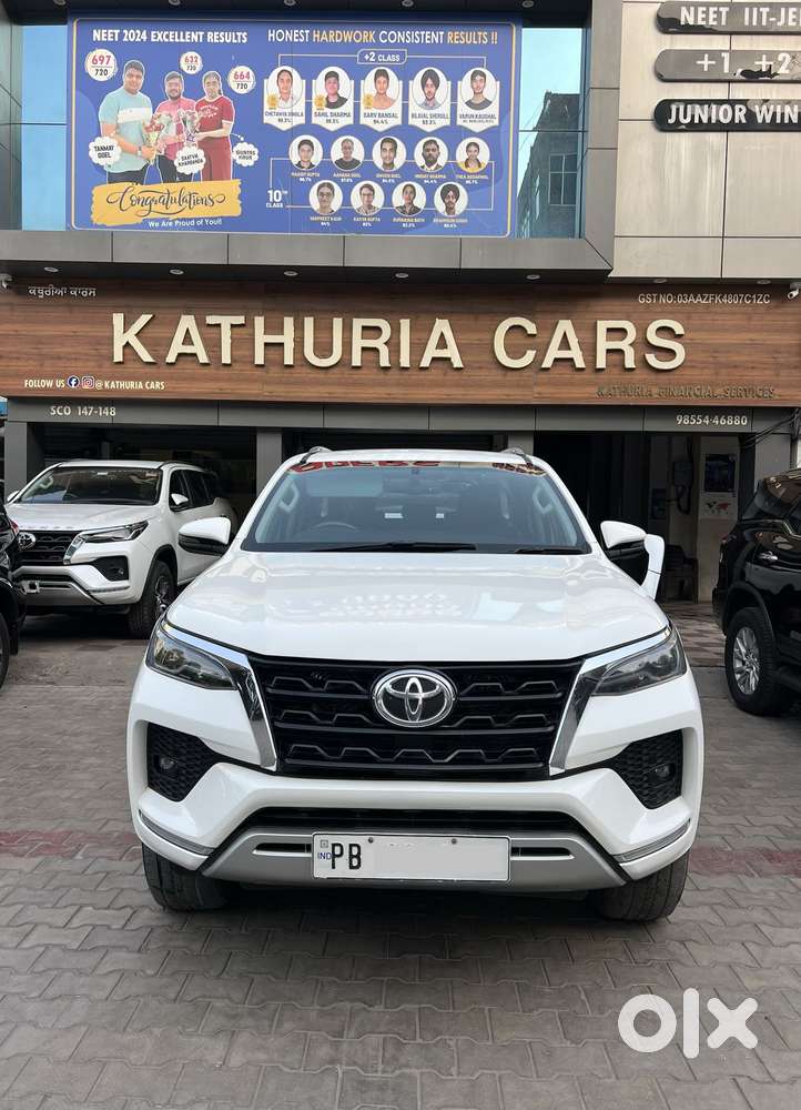Toyota Fortuner 4x2 At 2.8 Diesel, 2021, Diesel