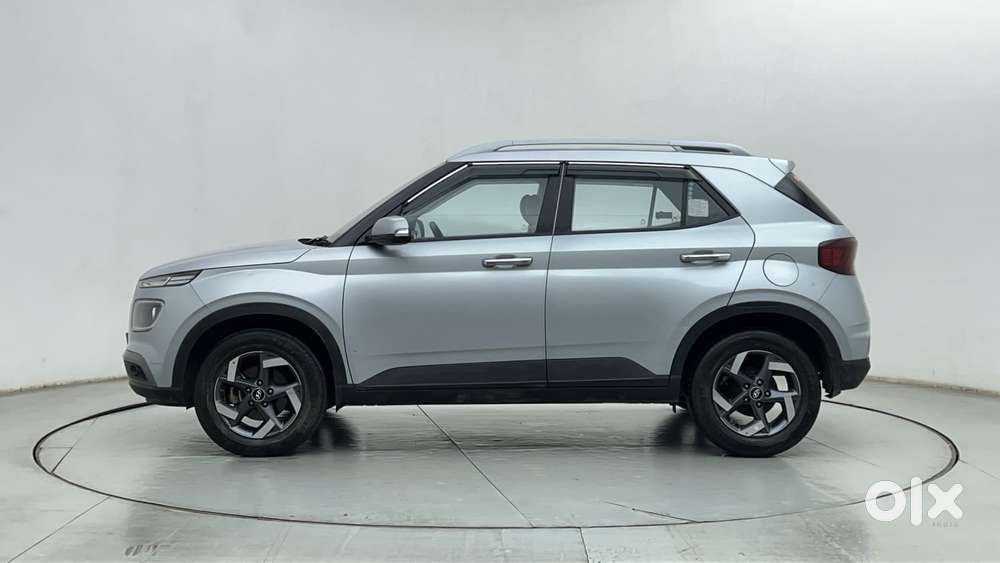 Hyundai Venue 1.0 Sx (o) Turbo Imt, 2022, Petrol