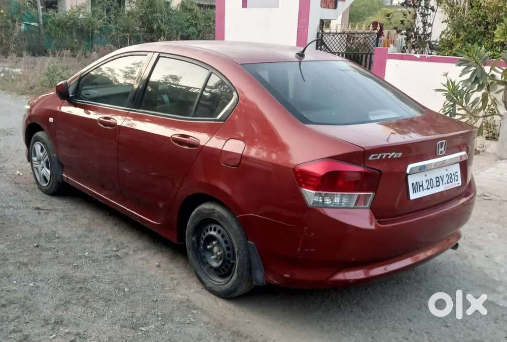 Honda City Petrol+cng August 2011