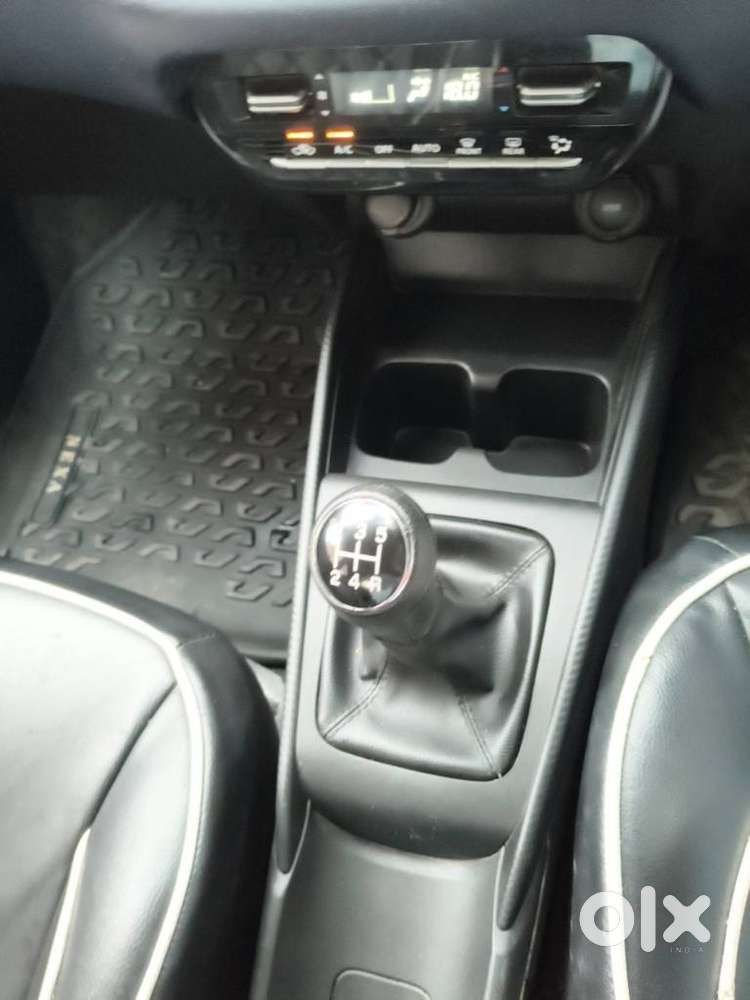 Maruti Suzuki Baleno Delta, 2023, Petrol