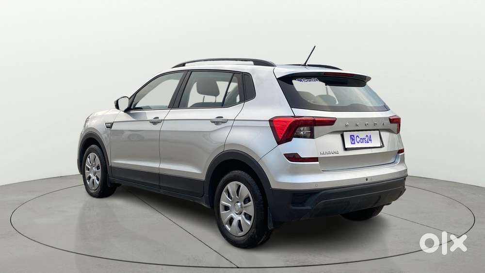 Skoda Kushaq 1.0 Tsi Active, 2022, Petrol