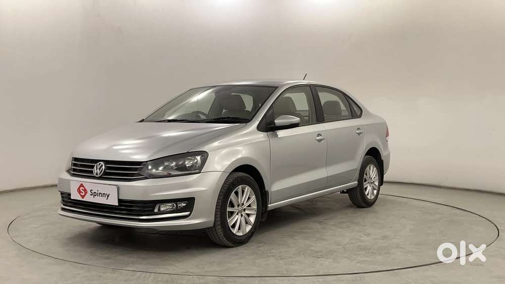 Volkswagen Vento 1.6 Highline, 2016, Petrol