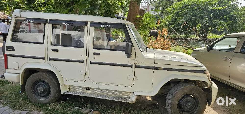 Mahindra Bolero 2015 Diesel 130000 Km Driven