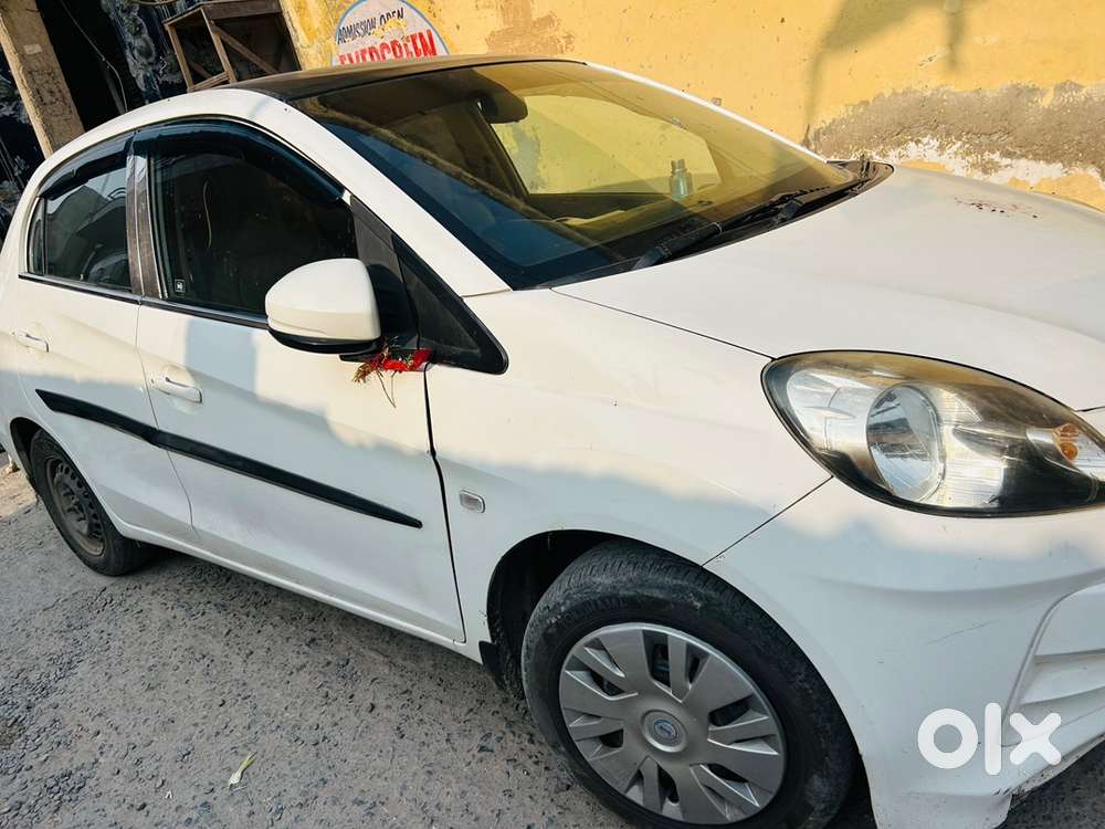 Honda Amaze 2015 Year